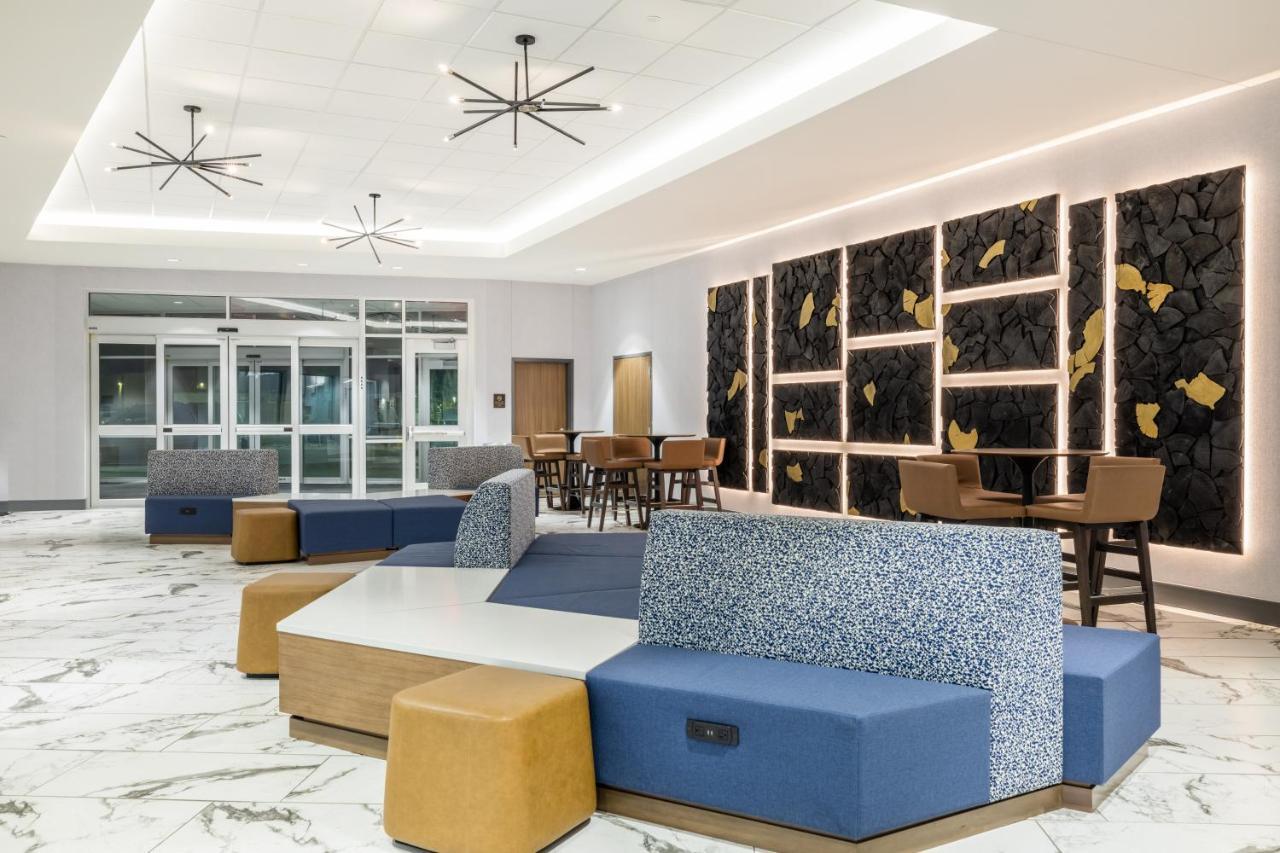 Crowne Plaza - Kearney By Ihg Hotel Exterior photo